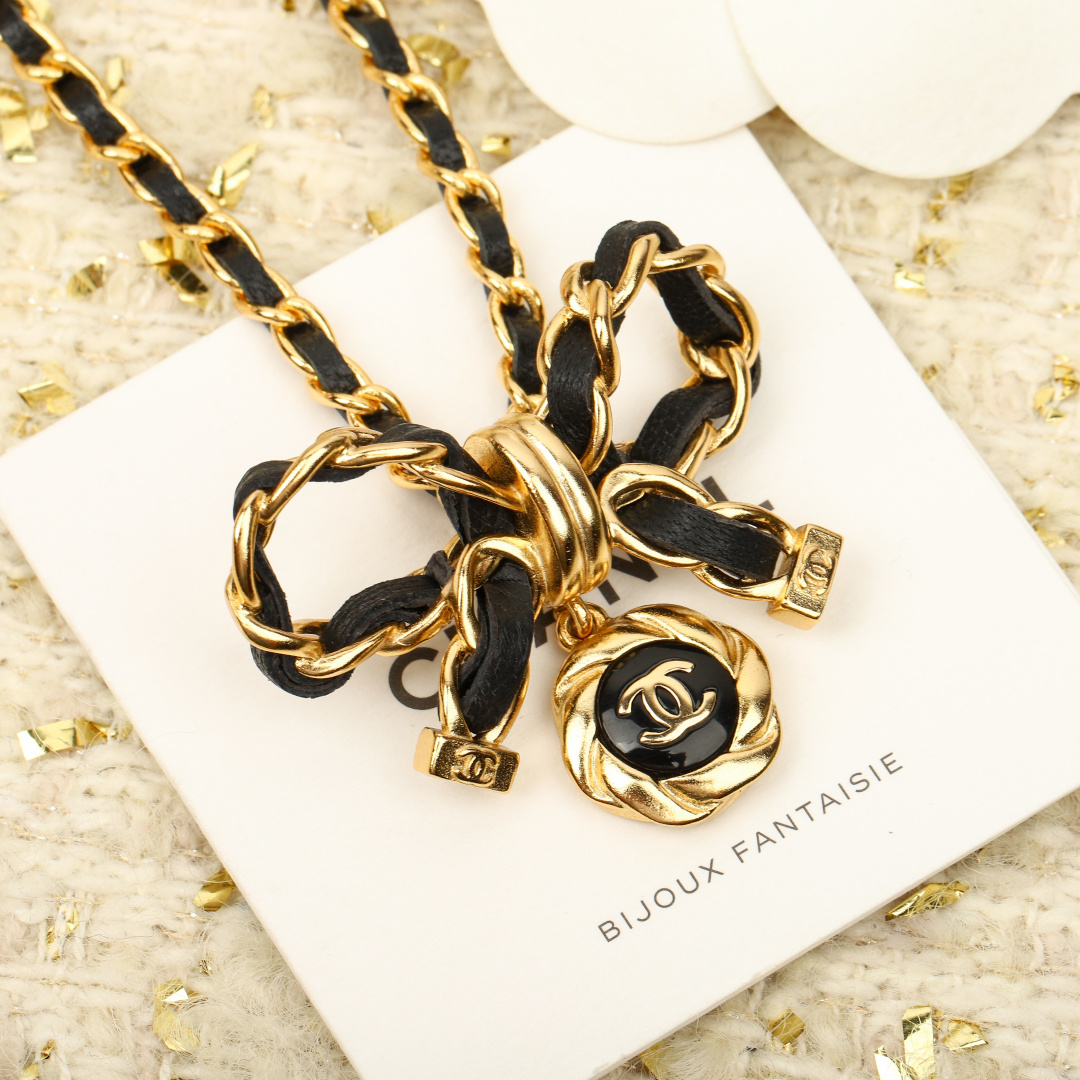 【我们出品】zp🆕6600，

🔥🔥必入爆款！【Ch@nel手工坊蝴蝶结项链】非常重工，我们一致致zp🆕