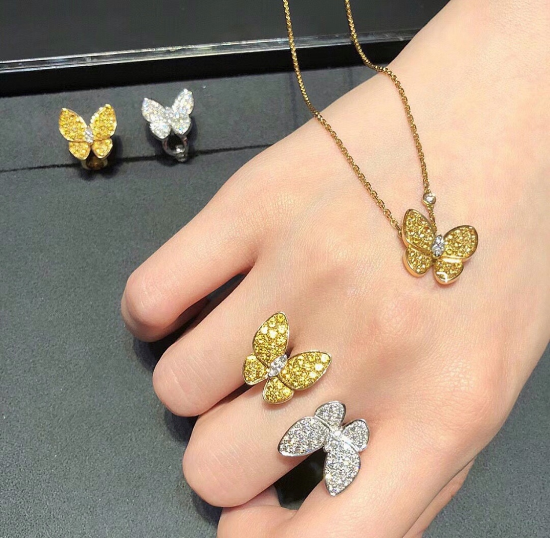 Luxury Butterfly Jewelry Series: P925 Silver Ring with Asymmetric Design – ZP💰945,000+ - 图片 6