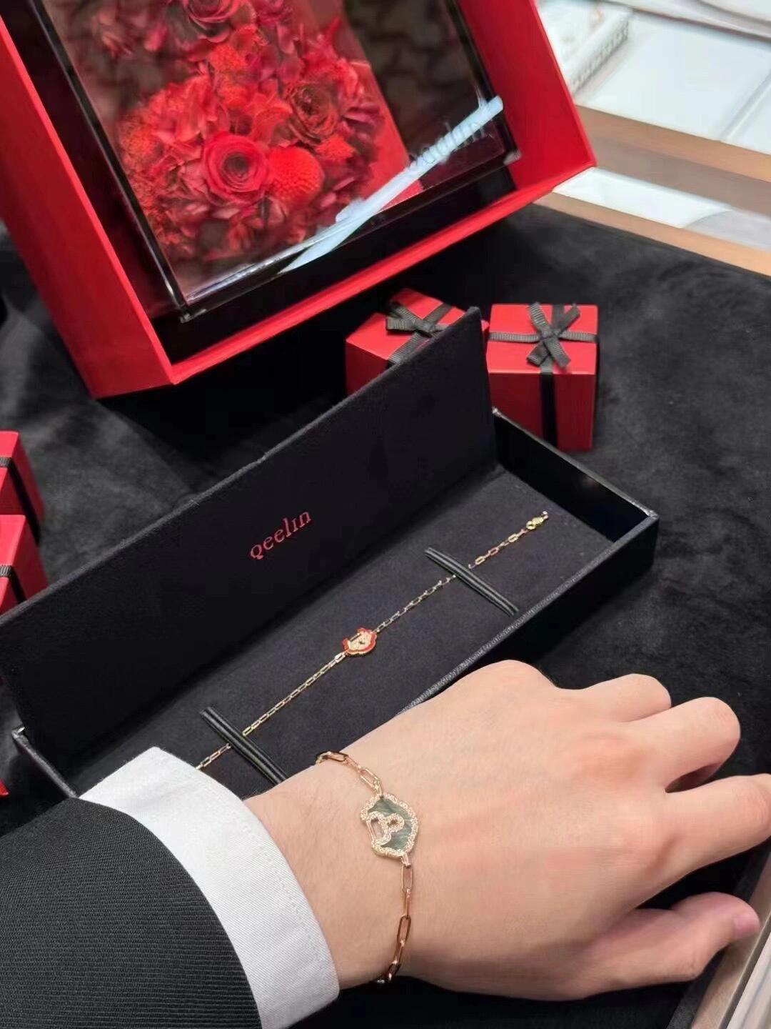“Petite Yu Yi Series: Traditional and Fashionable Real Gold Diamond Jewelry” - 图片 3