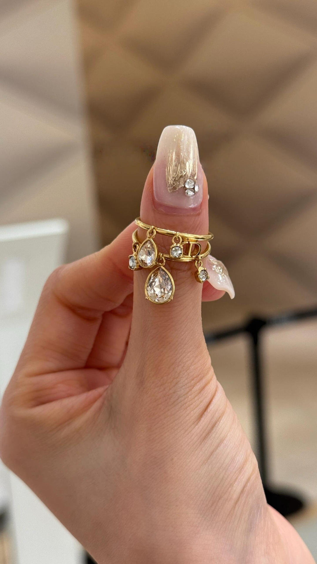 Fashion Consultant Fu: Exquisite Artistic Designs for Spring and Summer Fashion. - 图片 8