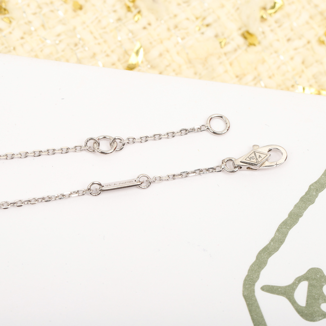 【我们出品】mini项链 zp🆕 10000➕，认准唯一一家真正购入珠宝类zp🆕开发的，可订做真金真钻版