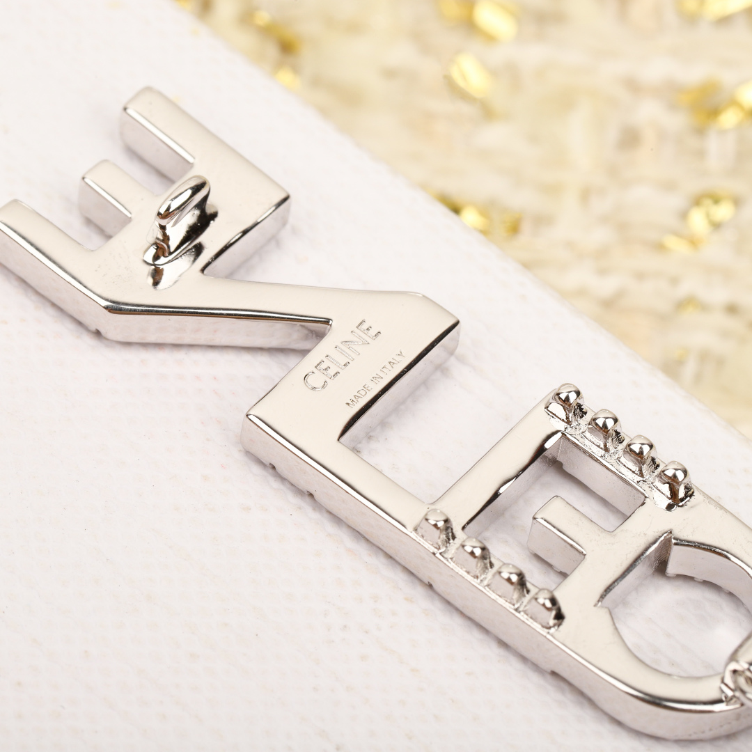 “Classic Logo Design with Superbling Blingblings: Perfect for Summer” - 图片 5