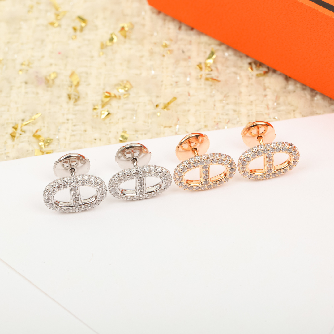 “P7000 Cute Pig’s Nose Earrings: 925 Silver, Platinum Plated, Diamond Accents” - 图片 2