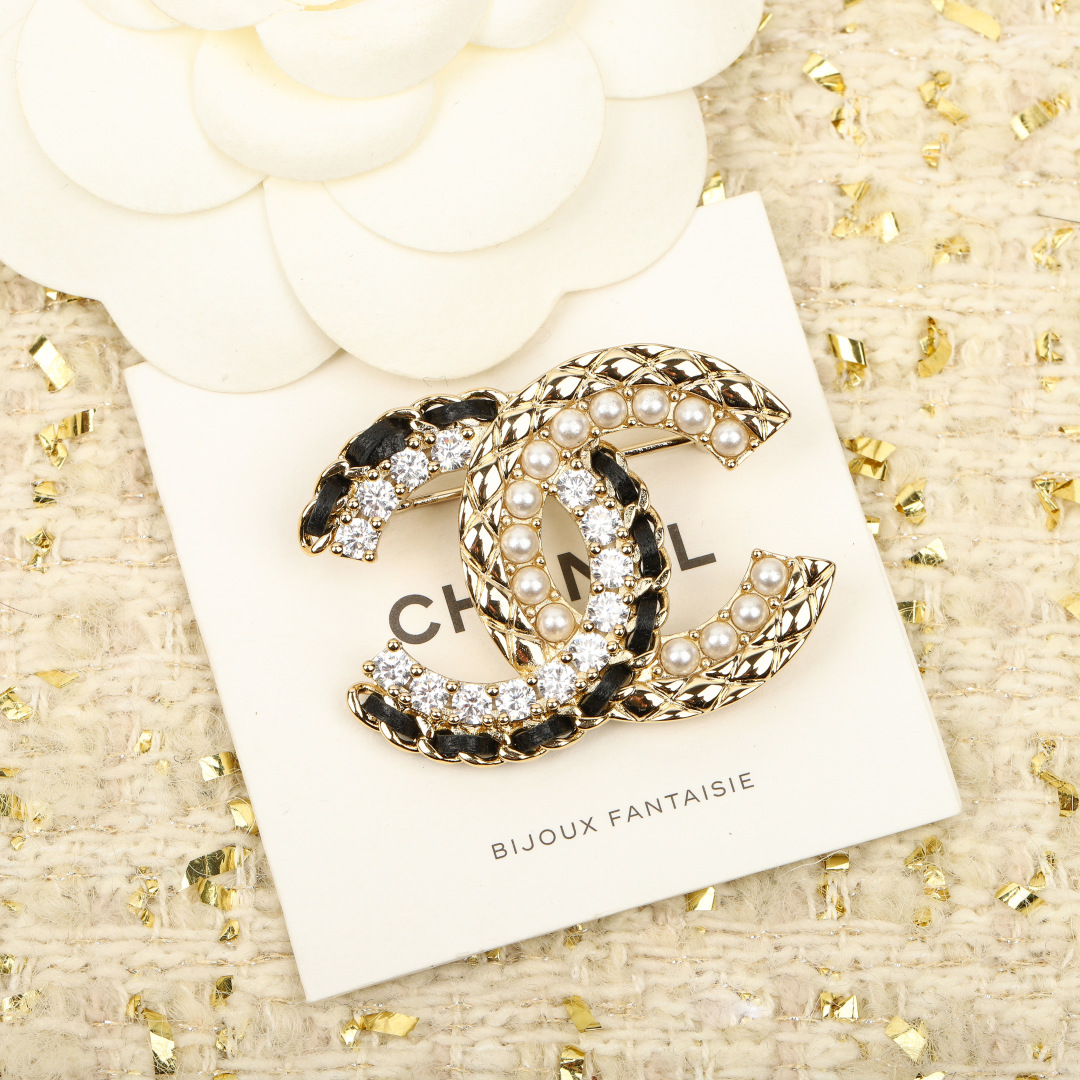 Chanel Brooch with Pearls and Crystals, Double C Letter Design 2 cmp i1755361214465 3767 0 2