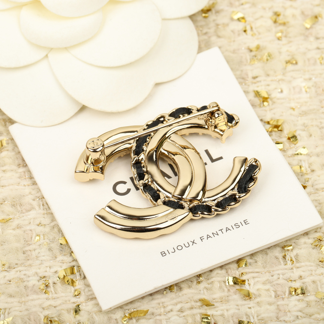 Chanel Brooch with Pearls and Crystals, Double C Letter Design 3 cmp i1755361218028 924 0 3