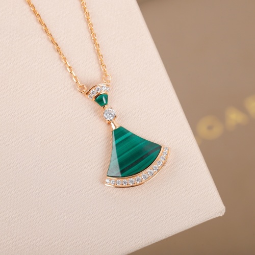 Bvlgari Diva's Dream Malachite Necklace in Rose Gold with Diamonds
