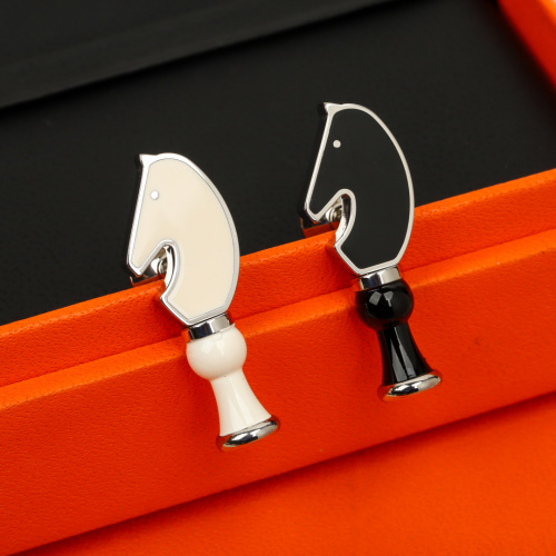 Hermes Cavalier Chess Horse Head Brooch Pin, Enamel and Silver Plated 1 Hermes Cavalier Chess Horse Head Brooch Pin, Enamel and Silver Plated