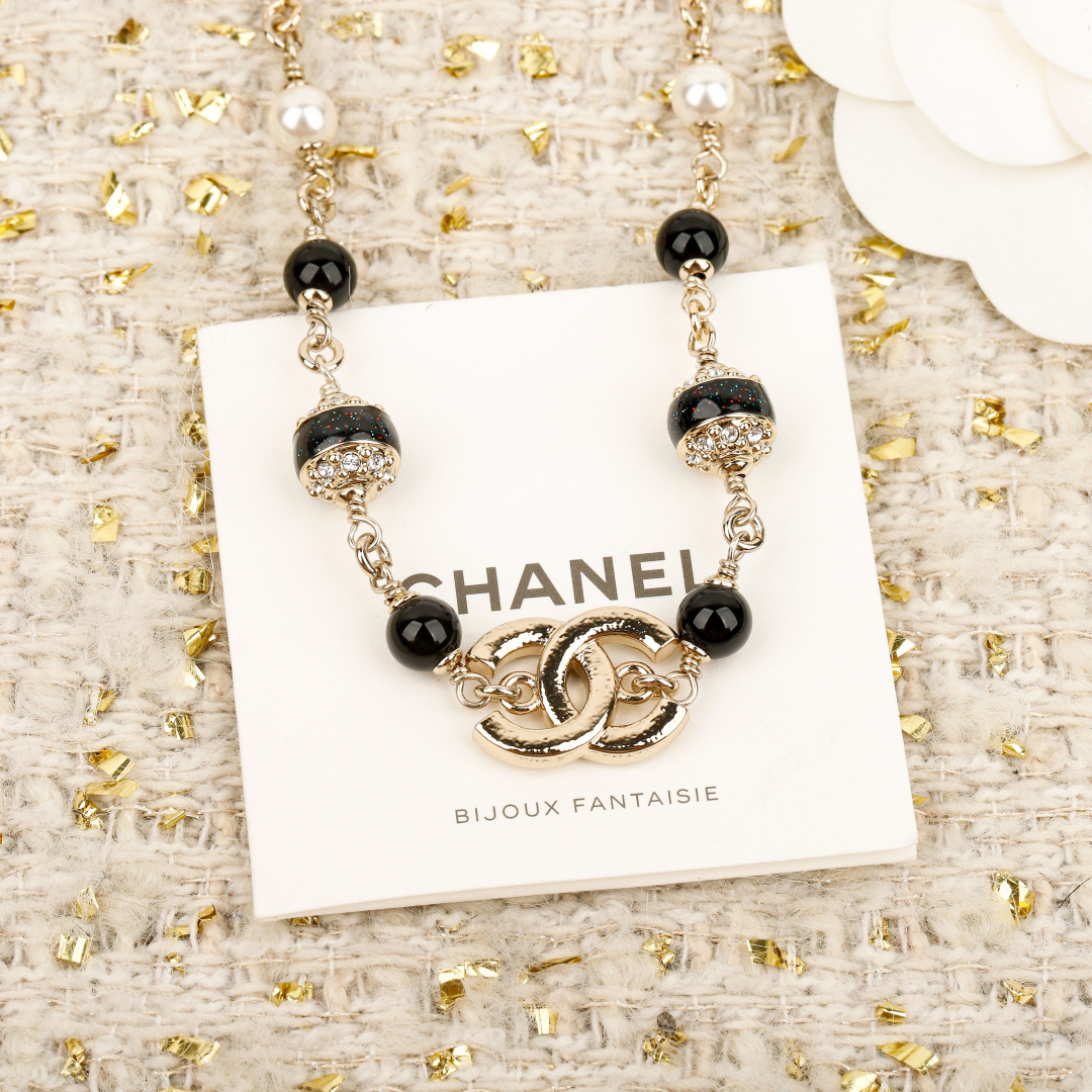 Chanel Pink Enamel CC Waist Chain, 25B Newest Style, Swarovski Rhinestones 5 cmp i1755620950718 165 0 3