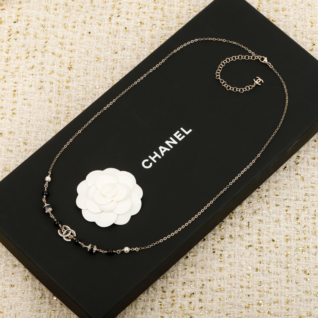 Chanel Pink Enamel CC Waist Chain, 25B Newest Style, Swarovski Rhinestones 2 cmp i1755620950720 5980 0 0