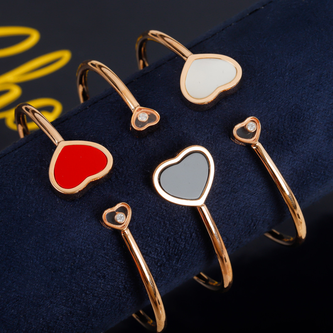 Chopard Happy Hearts Bangle – Asymmetrical Double Heart Design with Gemstone Accents 4 cmp i1755707756209 3074 0 8