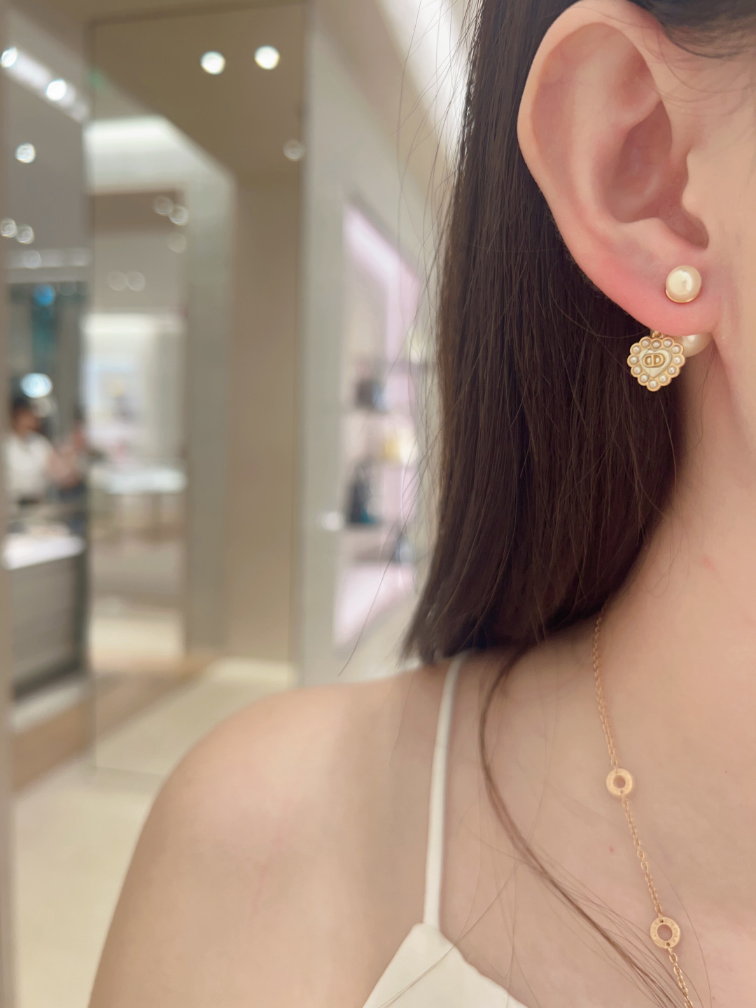 七夕限定❤️专柜🆕 4600!❗️【D!or mini围珠爱心耳钉】25年七夕最新款💓超美❗️第一眼看到