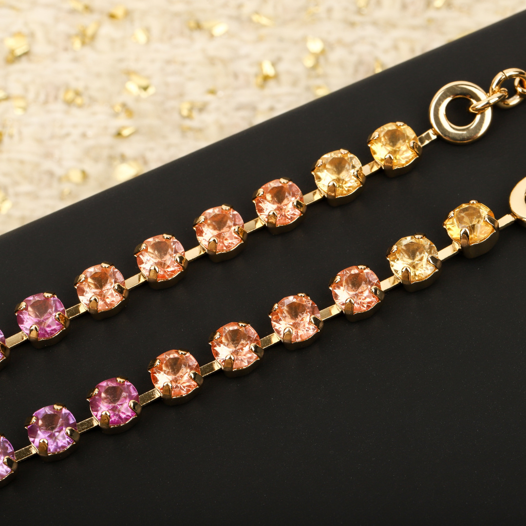 【我们出品】专柜🆕 8900！❗

 【香 彩色渐变彩钻项链】🤩🤩夏天的色彩，特仙特美❗️优雅与品位的C