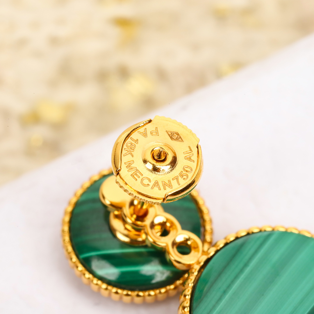 罗盘耳环,贵妇标配。可订做真金真钻版,只做对版真金货,价询客Fu【ROSE DES VENTS手链】贵妇