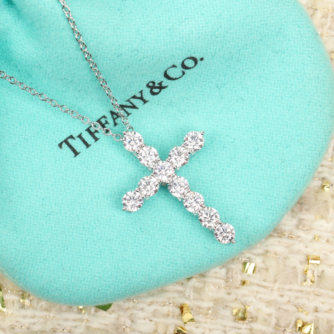 Elegant Cross Necklace with Sterling Silver, Perfect for Layering - Customizable 4 cmp i1760487832961 8400 0 2