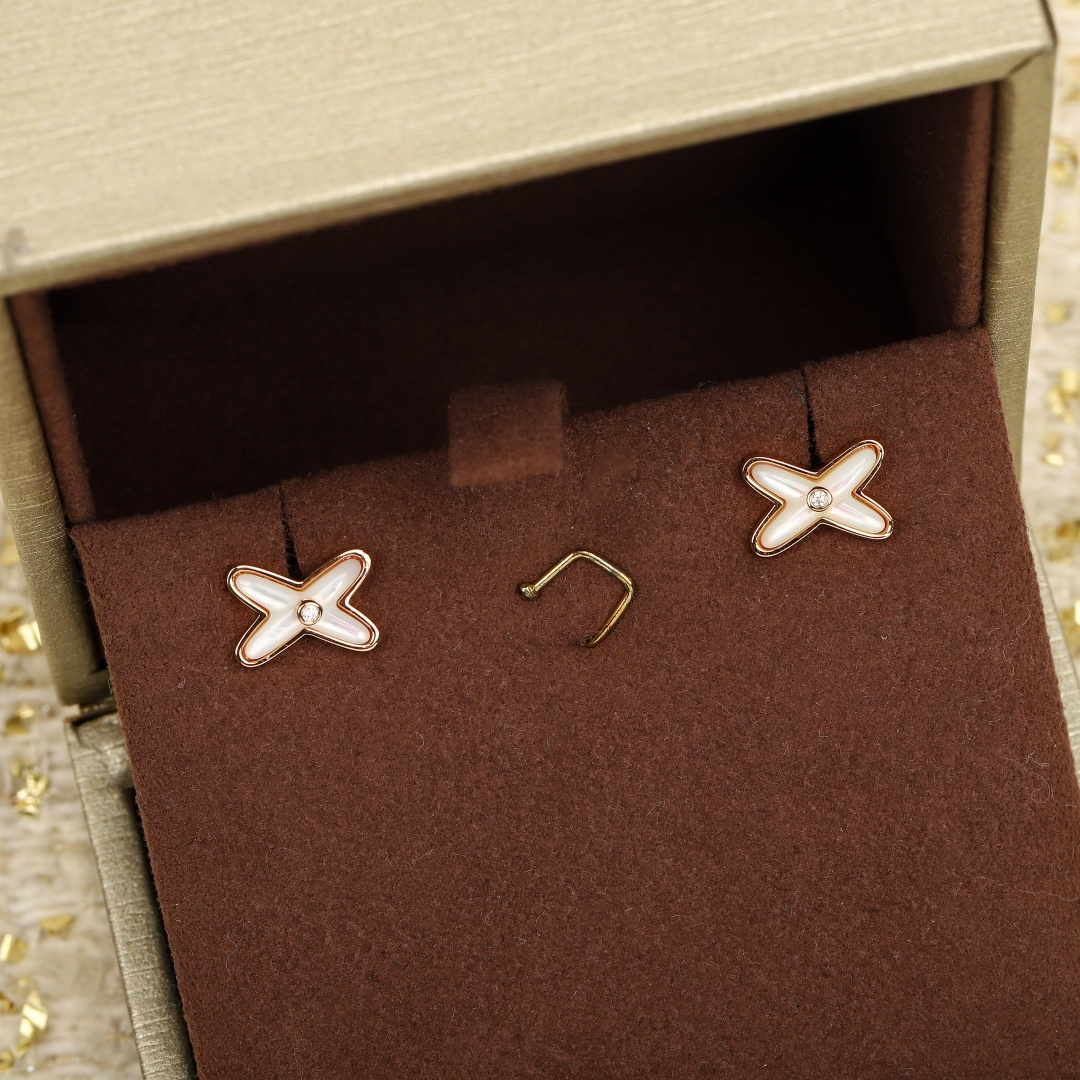 &yen; 150【我们出品】尚美巴黎 叉叉项链 手链 购回原版1:1制作 ，S925纯银材质，众多明星佩戴。