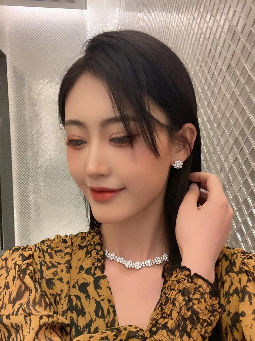해리윈스턴 해바라기 디자인 목걸이 71732 이미지 10