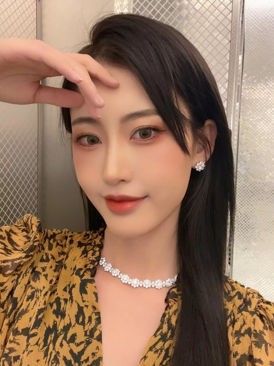 해리윈스턴 해바라기 디자인 목걸이 71732 이미지 11