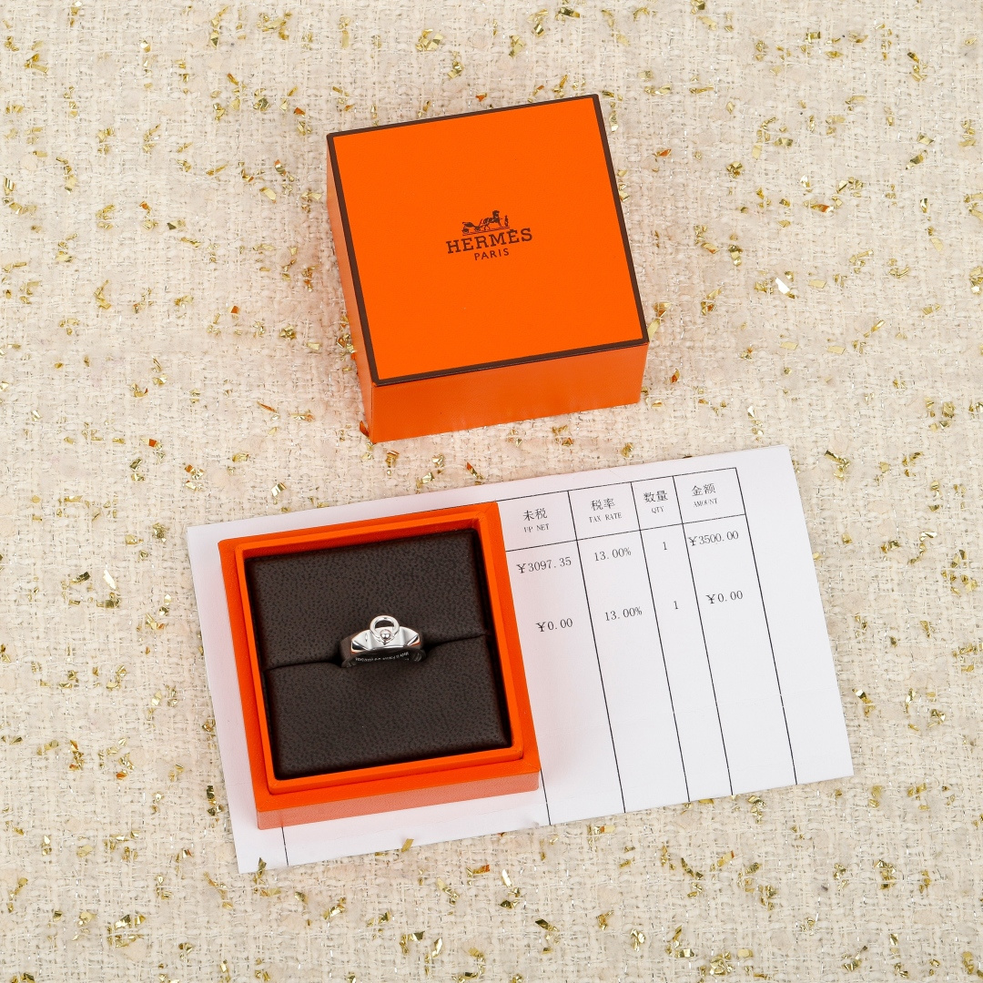 【】cdc戒指 官网3500+ 认准唯一一家真正购入珠宝类官网开发的，可订做真金真钻，只做对版官网真金货