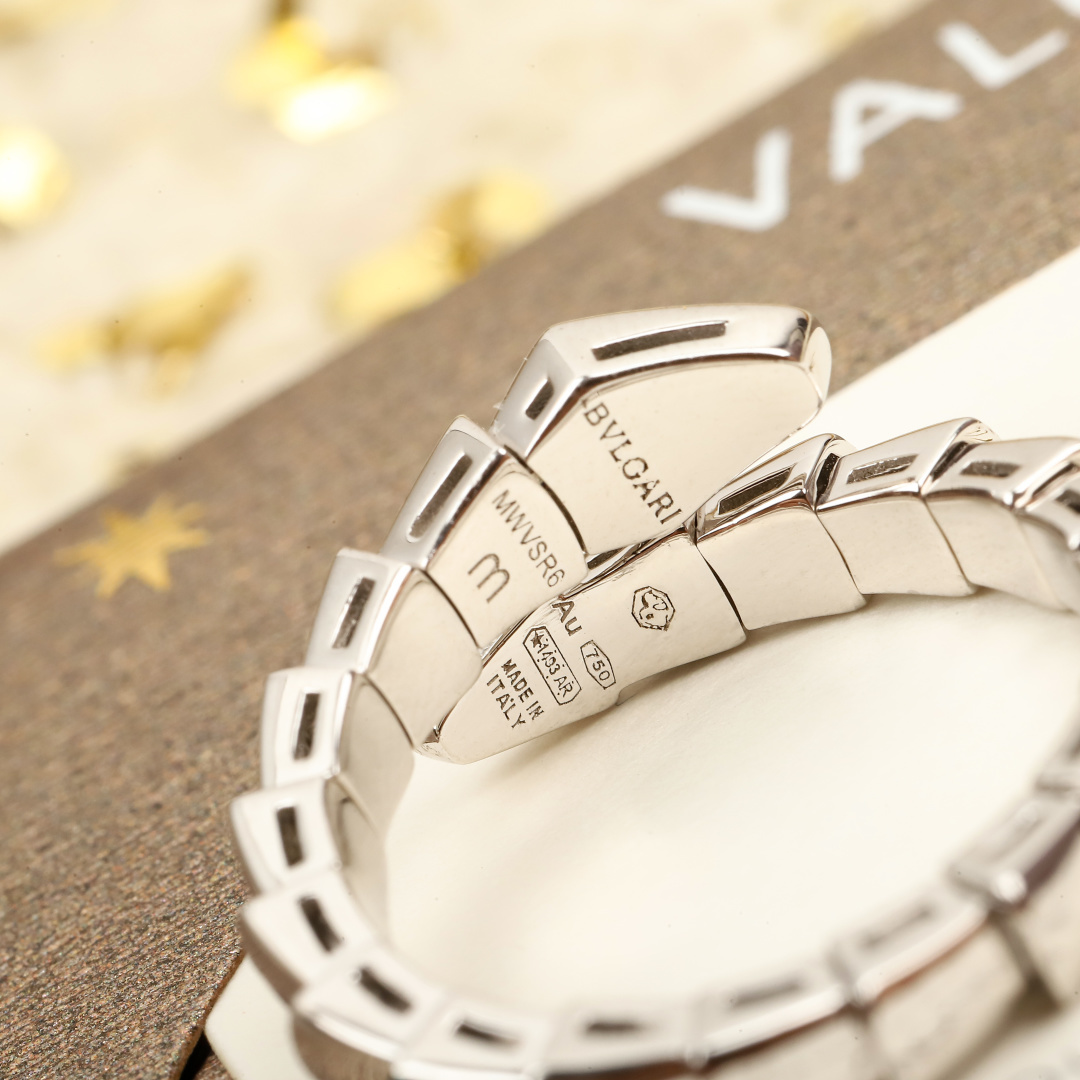 【】灵蛇戒指，可订做真金真钻，只做对版官网真金货，Pk市面各种金货❗️量大咨询客Fu【精工版本】戒指分6