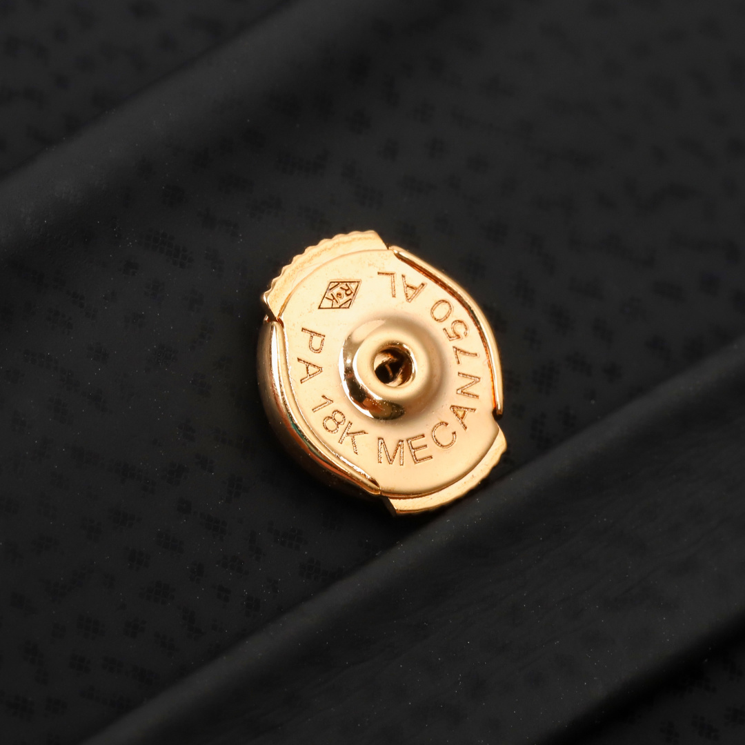 【】LOOP耳环 官网16 800+ 可订做真金真钻，只做对版官网真金货，Pk市面各种金货❗️量大咨询客