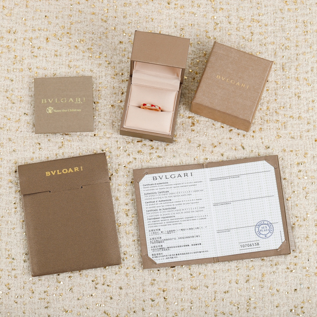 【】官网30300，认准真正购入珠宝类官网开发的，可订制真金真钻版，同样只做对版货，咨询客fu！【纯银精