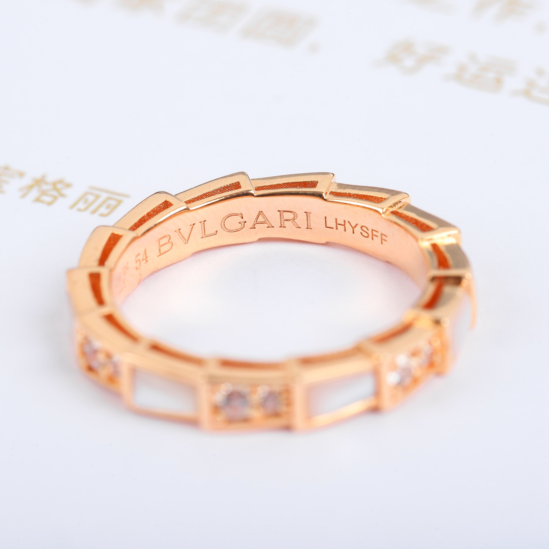 【】官网30300，认准真正购入珠宝类官网开发的，可订制真金真钻版，同样只做对版货，咨询客fu！【纯银精