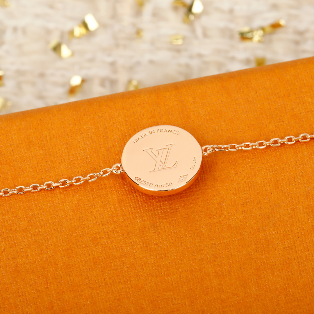 【】单花手链，可订做18K真金真钻版，只做对版真金货，价询客Fu❗️【纯银精工版】👍🏻👍🏻真心是太美了，