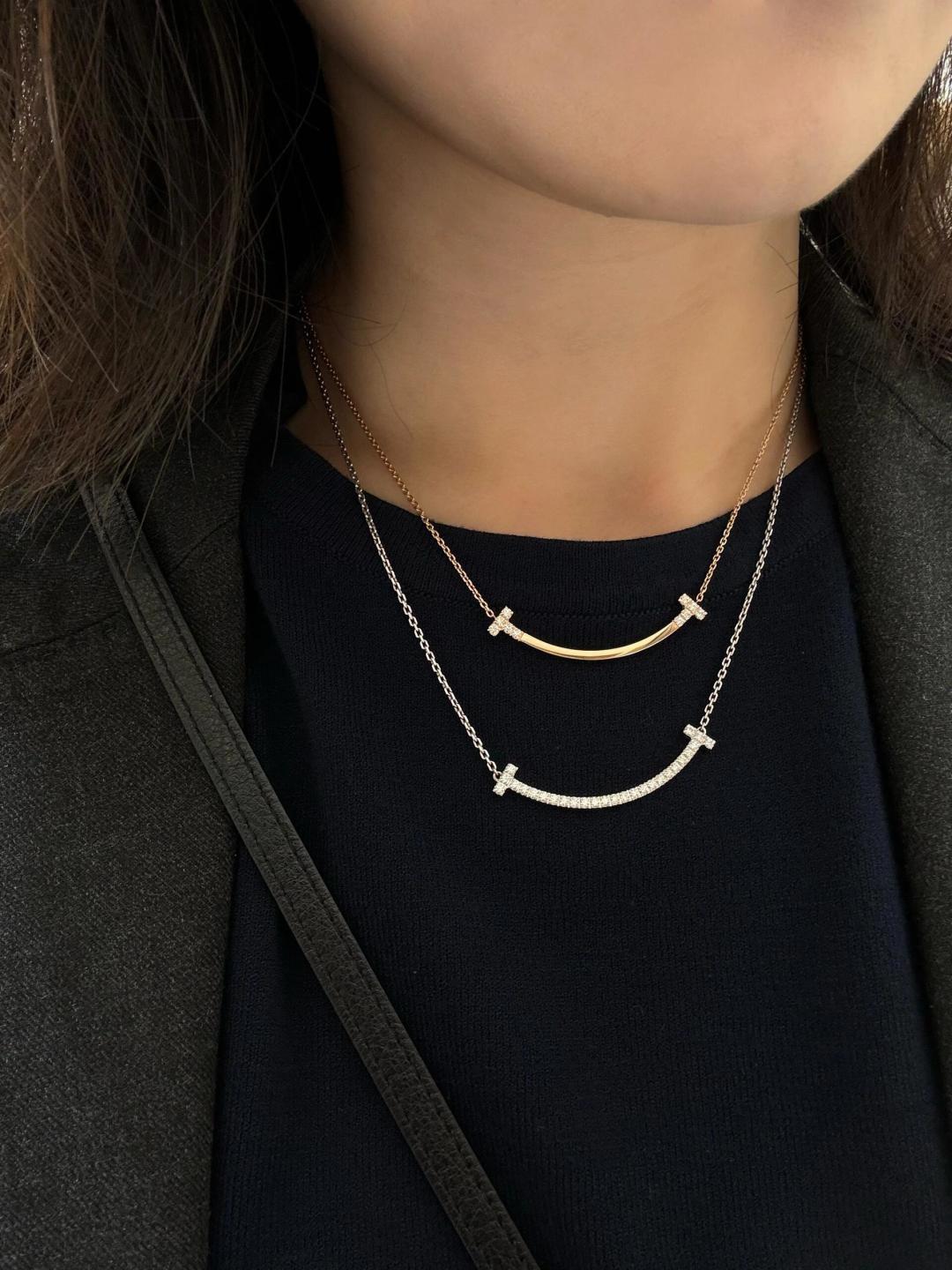 【】【纯银精工灭世版】粗版微笑带钻项链，可订制真金版本，只做对版货❗Tiffany T 系列象征着爱的无