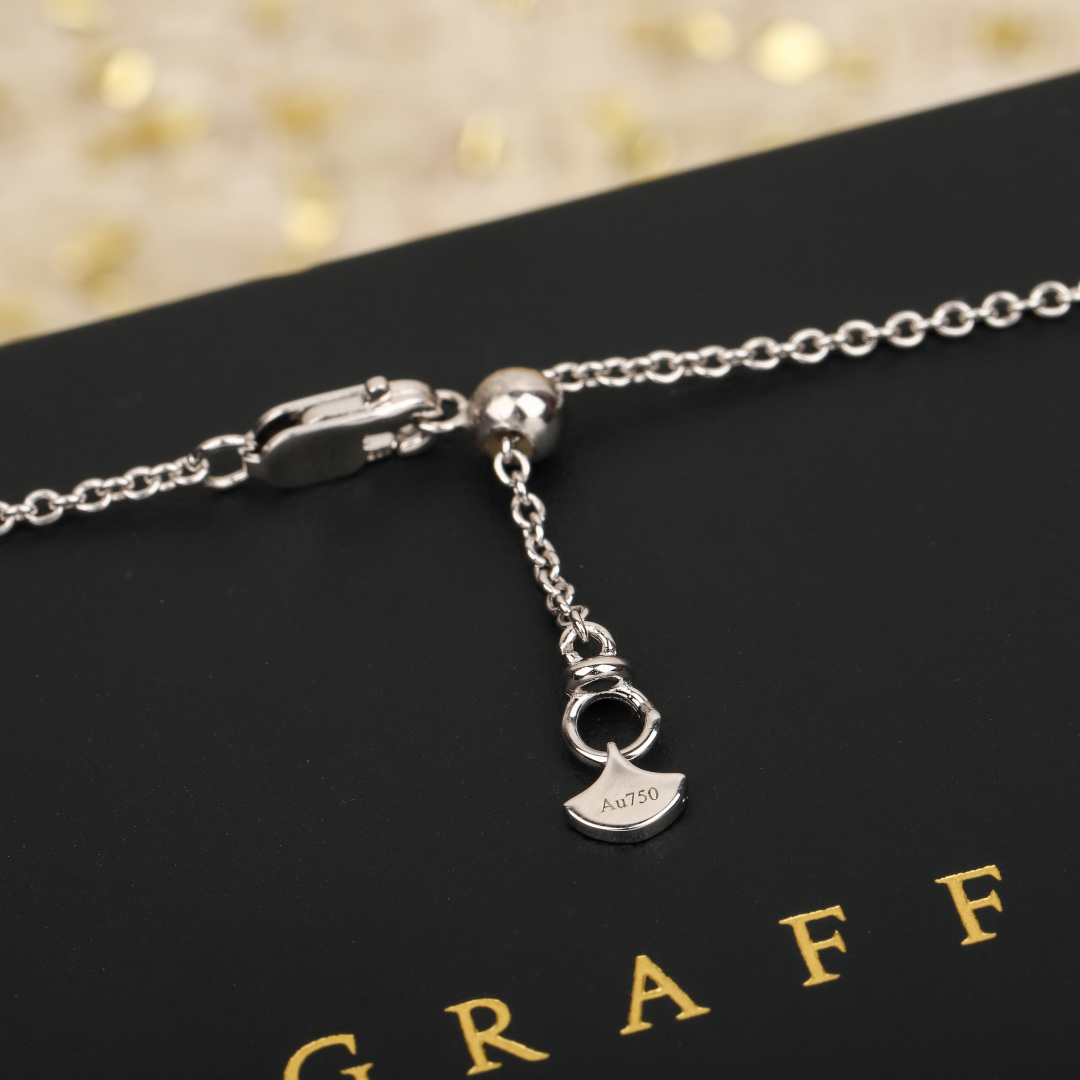 【】蝴蝶项链，可订做18K真金真钻版，只做对版真金货，价询客Fu经典蝴蝶戒指以梨形和马眼形美钻勾勒出格拉