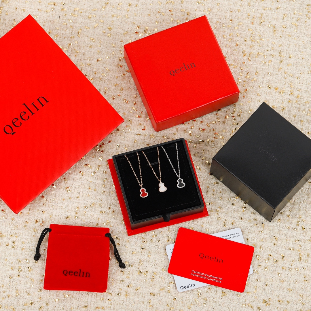 【】葫芦小号项链，可订做真金真钻版，量大咨询客FuQeeli@麒麟葫芦珠宝采用 中国元素与现代设计融合，