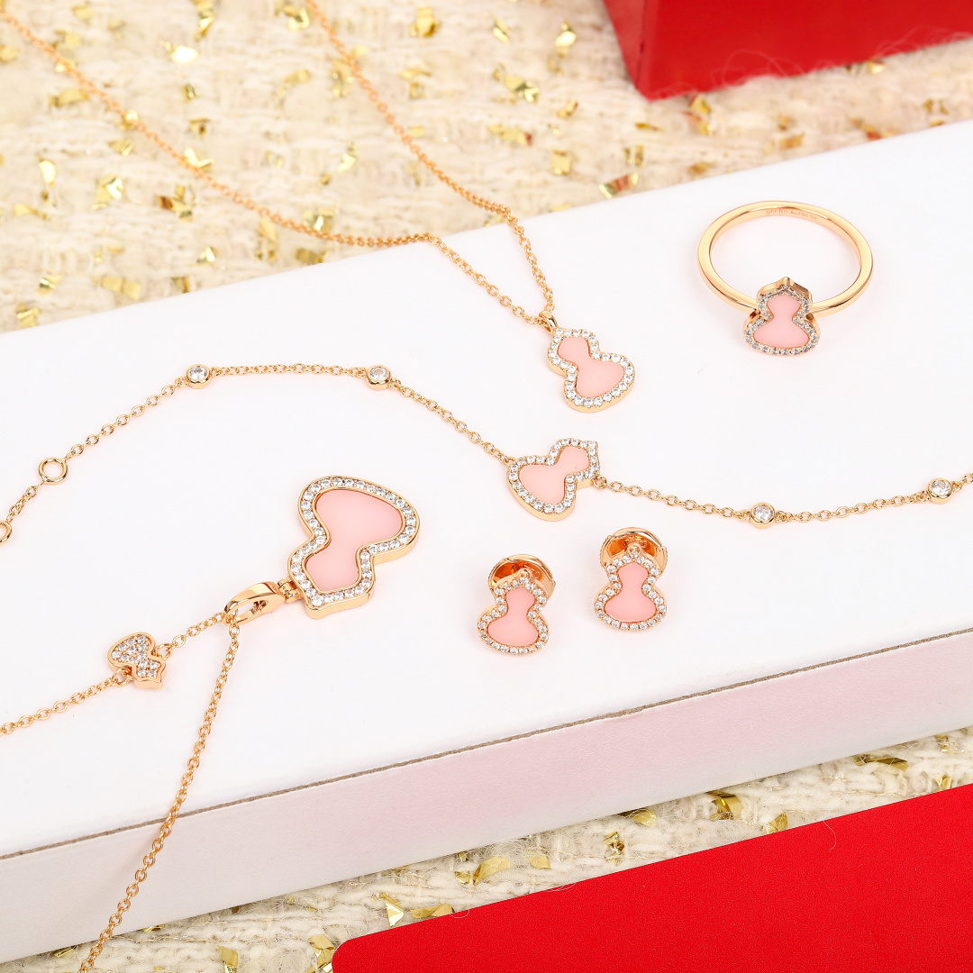 【】葫芦小号项链，可订做真金真钻版，量大咨询客FuQeeli@麒麟葫芦珠宝采用 中国元素与现代设计融合，