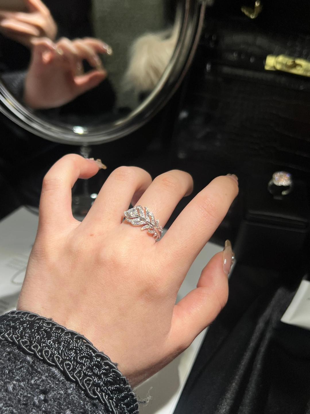 【】量大咨询客Fu❗【富婆系列-羽毛戒指】通体925纯银，6-7-8码数，18K真金电镀层，改了好几个版