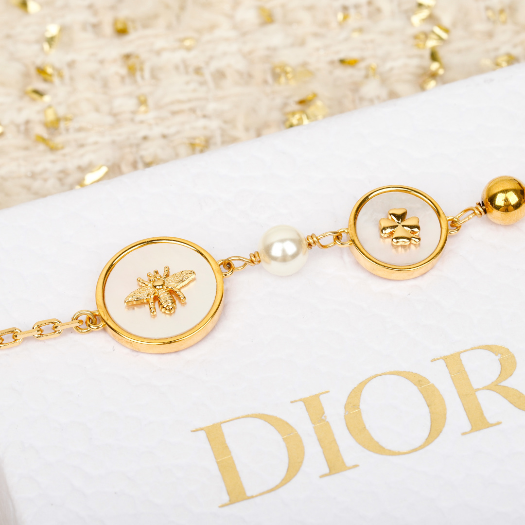 【】官网 7400，量大咨询客Fu❗【D!or 彩贝小圆手链】 26早春最新款绝美系列！全网首发❗️老规