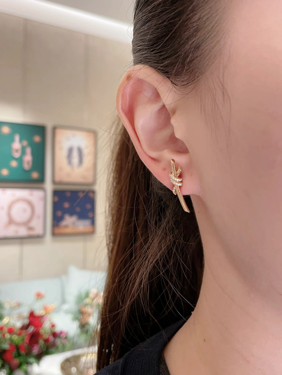 【】Knot耳环小号，可订做真金真钻，Pk市面各种金货❗️量大咨询客Fu【Knot耳环】很精致，也不会过