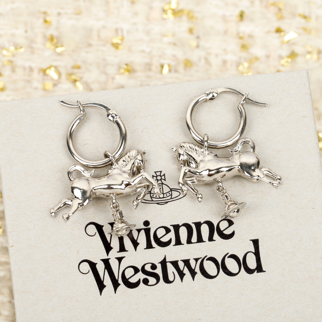 【】官网1900，宝宝，什么是快乐星球，来，这就是快乐星球❗【VivienneWestwood】26年马