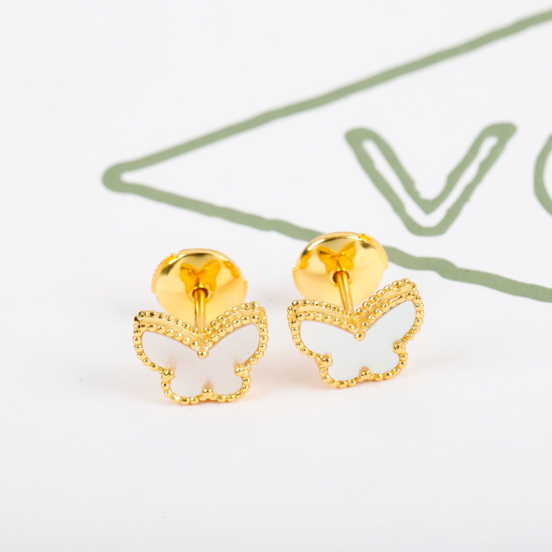 【】mini蝴蝶耳钉 官网 17800+认准唯一一家真正购入珠宝类官网开发的，可订做真金真钻，只做对版官