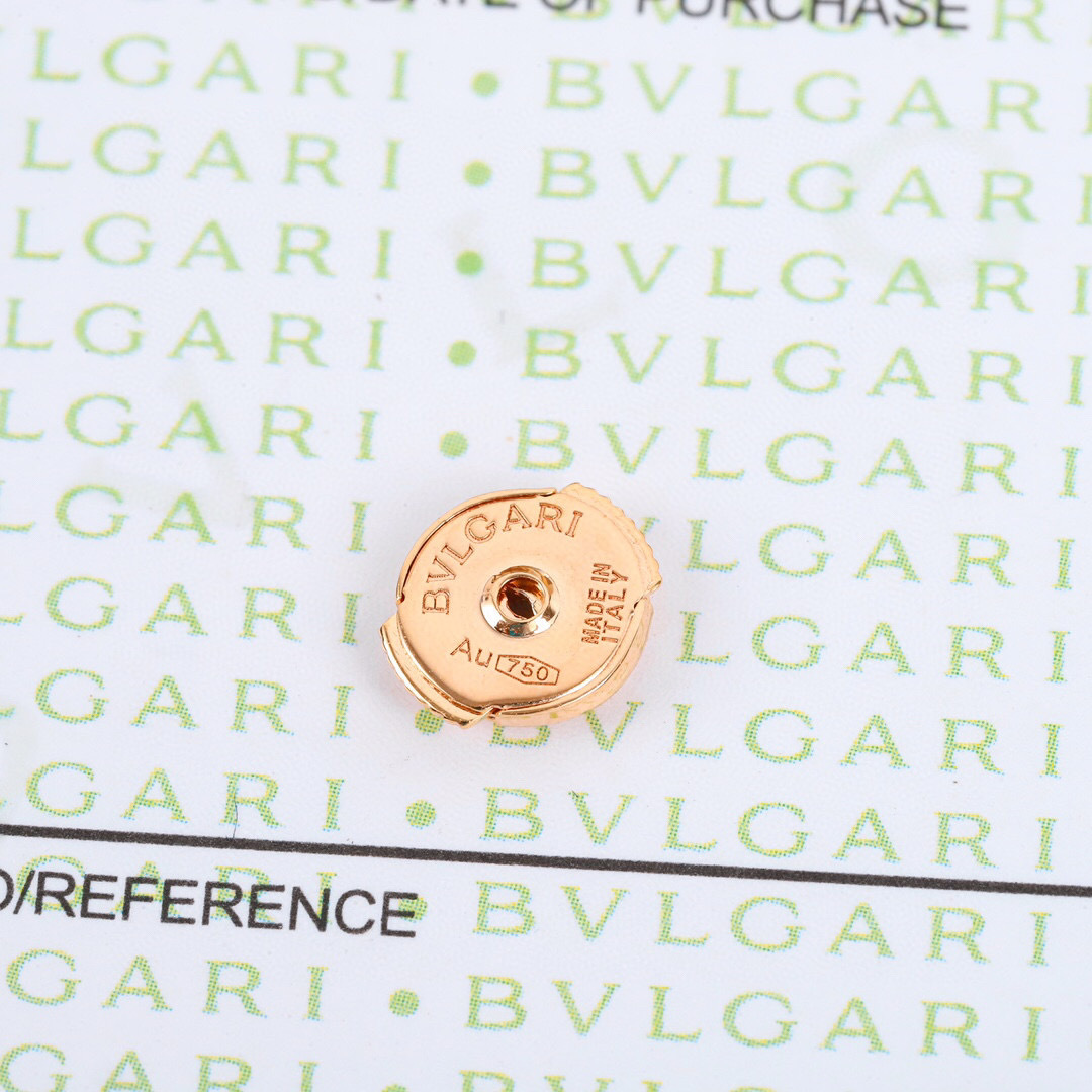 【】扇形耳钉 官网17000+ 终于完美出货了👍🏻👍🏻❗️认准真正购入官网开发的，可定制真金版本，真金也