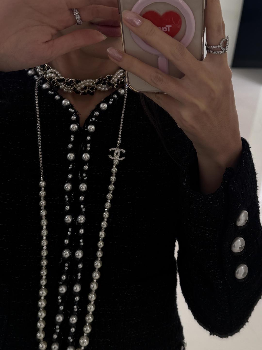 【】官网16900！量大咨询客Fu❗️ 【香 银色水钻珍珠毛衣链】25B秋冬最新款，绝美系列！全网首发❗