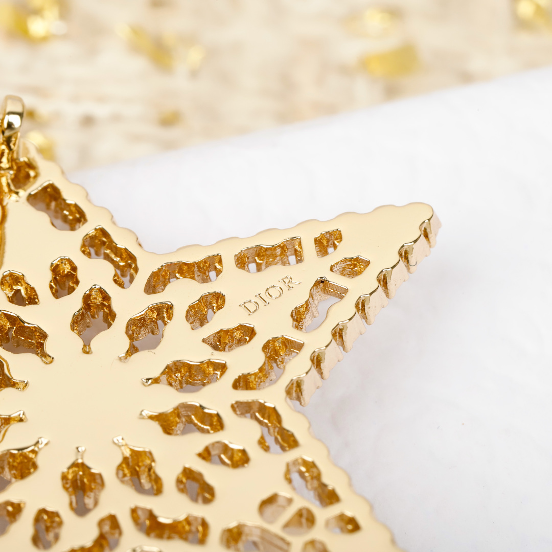 【】官网 5400！量大咨询客Fu❗️【D!or 五角星珍珠胸针】一定要买系列。2026早春最新款绝美系