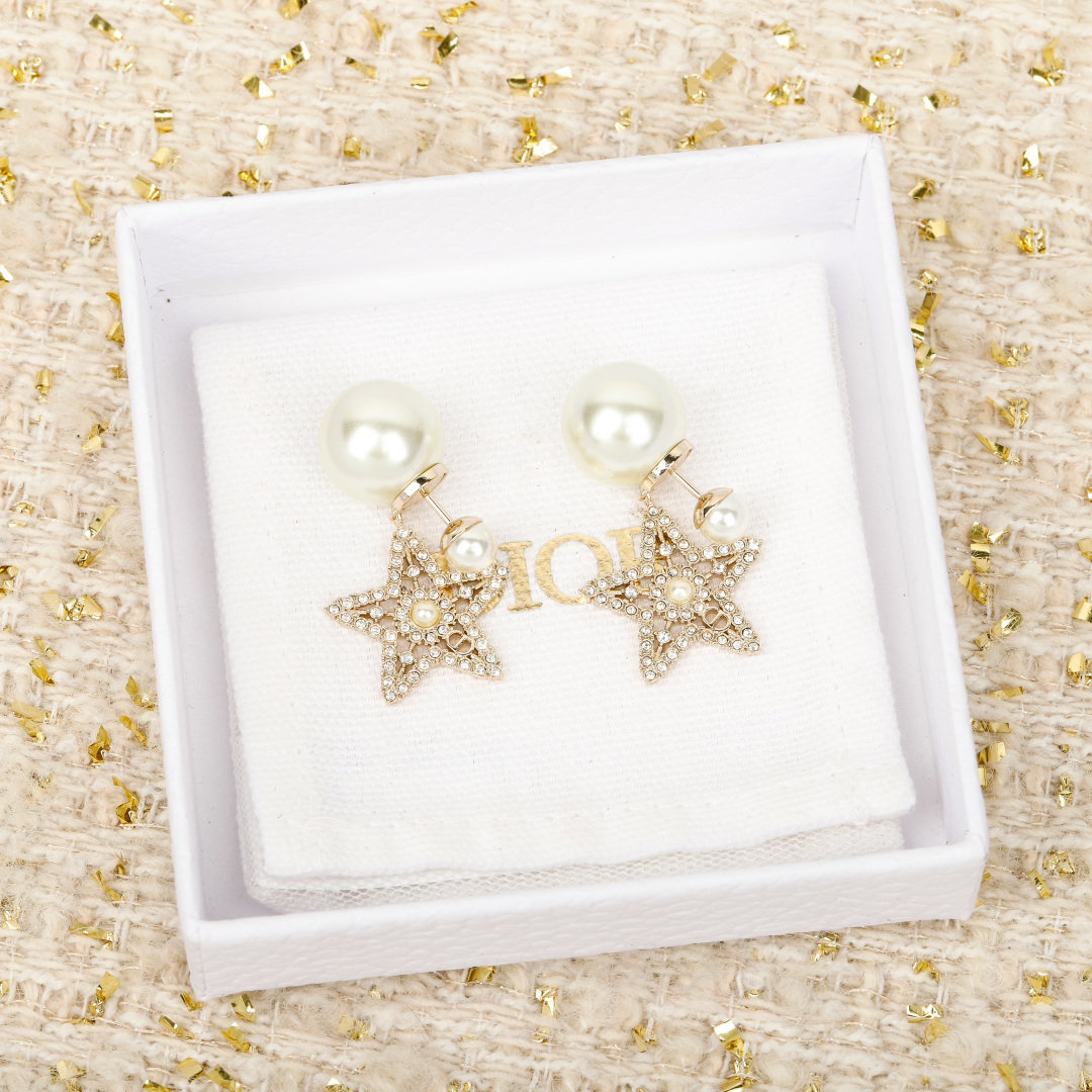 디올 귀걸이 133793 Dior Earrings 썸네일 이미지