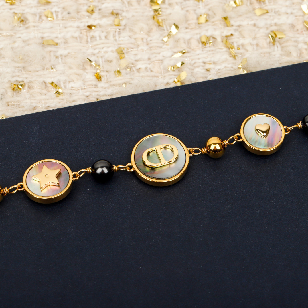 【】官网 8300，量大咨询客Fu❗【D!or 彩贝小圆项链】 26早春最新款绝美系列！全网首发❗️老规