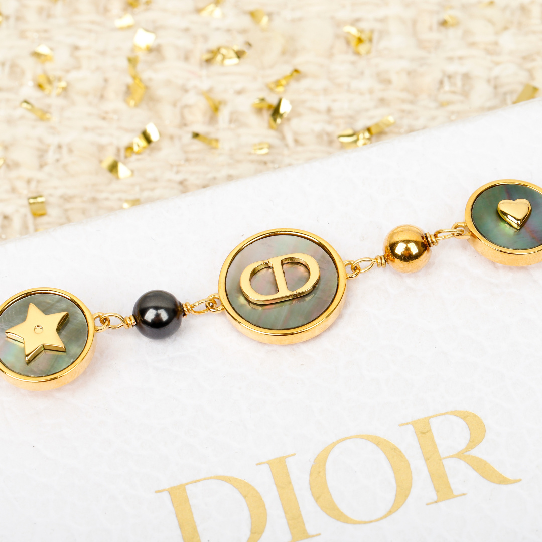 【】官网 7400，量大咨询客Fu❗【D!or 彩贝小圆手链】 26早春最新款绝美系列！全网首发❗️老规