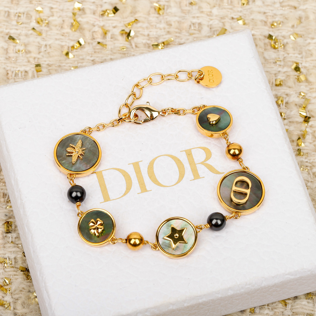 【】官网 7400，量大咨询客Fu❗【D!or 彩贝小圆手链】 26早春最新款绝美系列！全网首发❗️老规