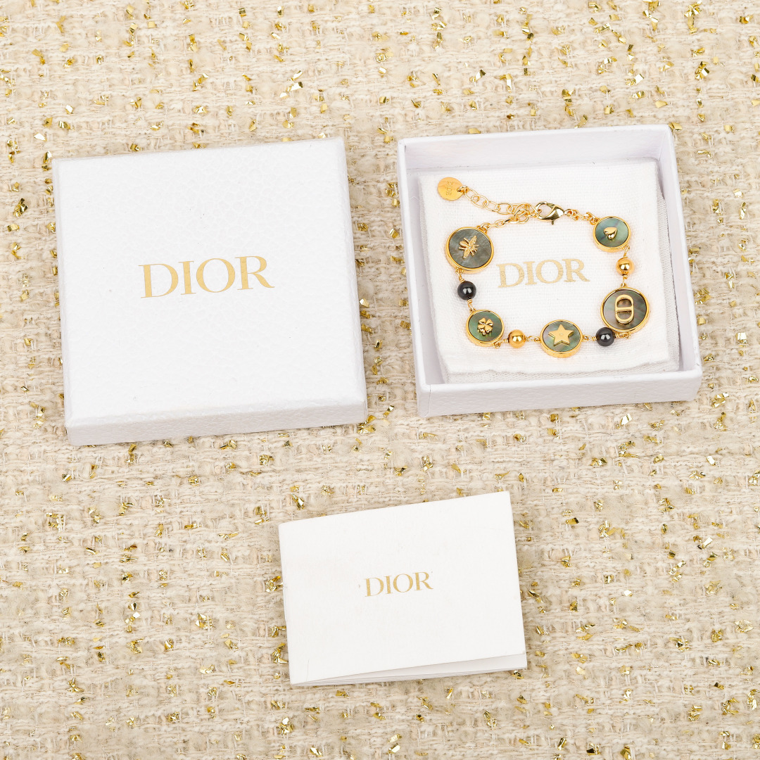 【】官网 7400，量大咨询客Fu❗【D!or 彩贝小圆手链】 26早春最新款绝美系列！全网首发❗️老规