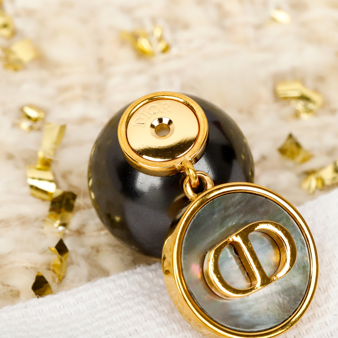 디올 귀걸이 133792 Dior Earrings 썸네일 이미지