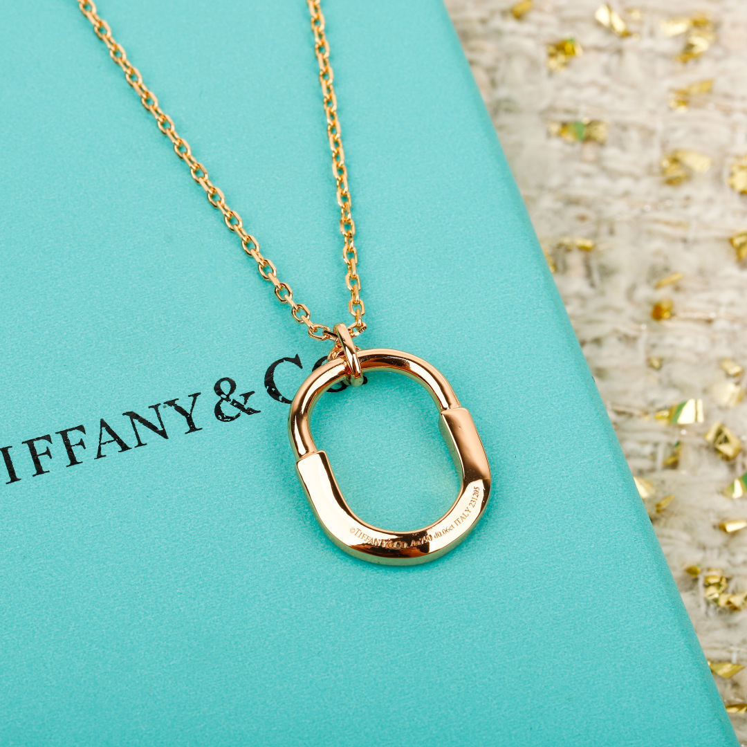 【】Lock单钻项链，可订做真金真钻，只做对版官网真金货，Pk市面各种金货❗️量大咨询客Fu项链以粉色蓝