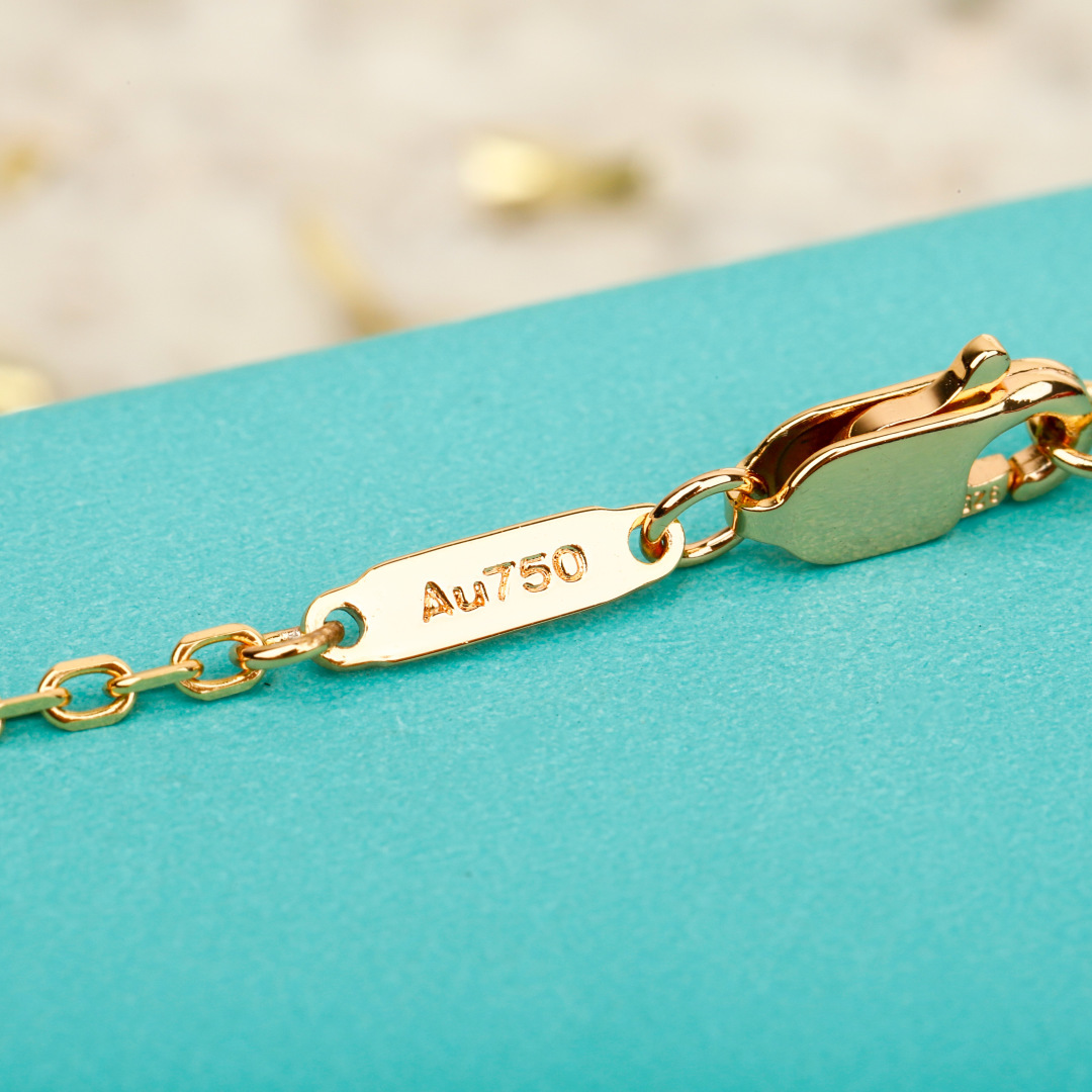 【】Lock单钻项链，可订做真金真钻，只做对版官网真金货，Pk市面各种金货❗️量大咨询客Fu项链以粉色蓝