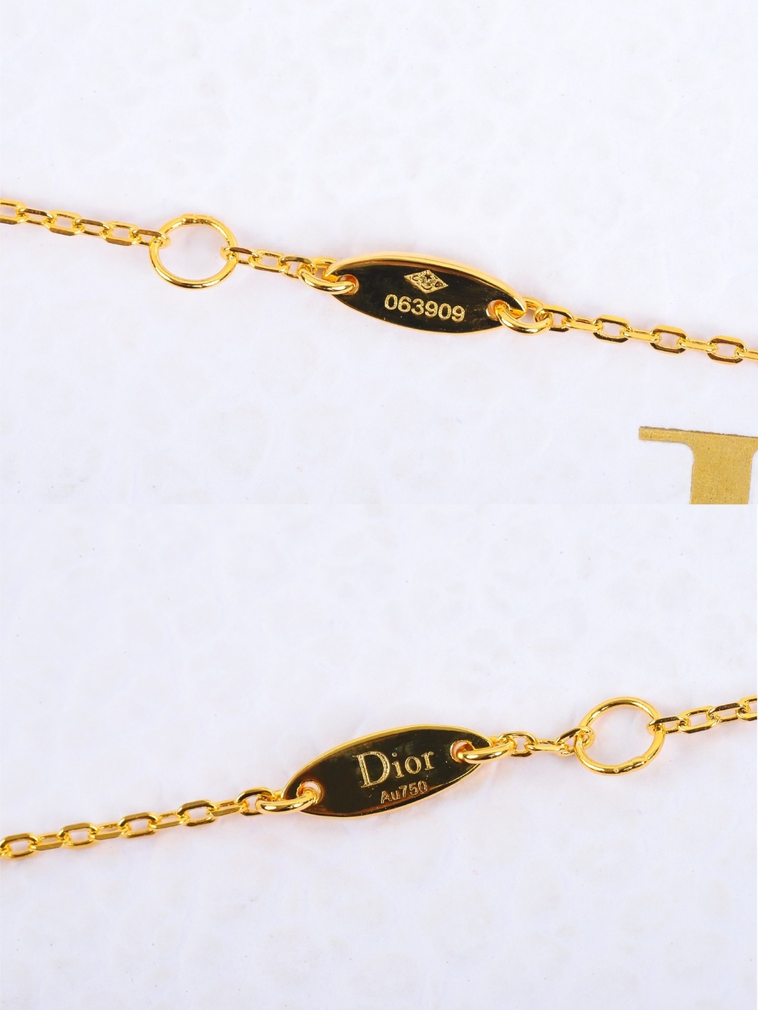 【】罗盘项链 官网16000+ 认准唯一一家真正购入珠宝类官网开发的，可订做真金真钻版，只做对版真金货，