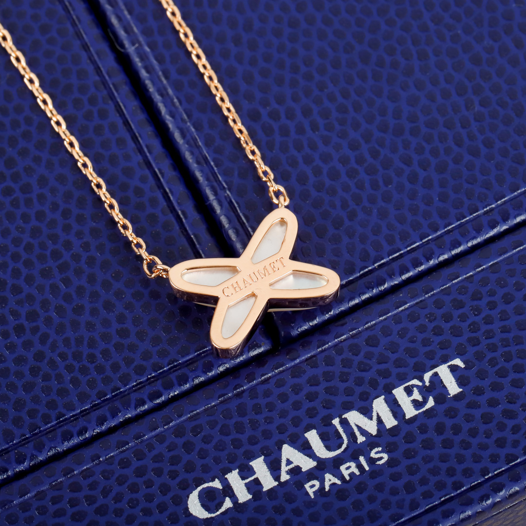 【】 liens交叉项链官网10800，认准唯一一家购入珠宝类官网开发的，可以订制真金真钻，量大咨询客F