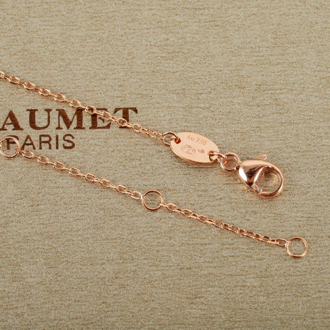 【】 liens交叉项链官网10800，认准唯一一家购入珠宝类官网开发的，可以订制真金真钻，量大咨询客F